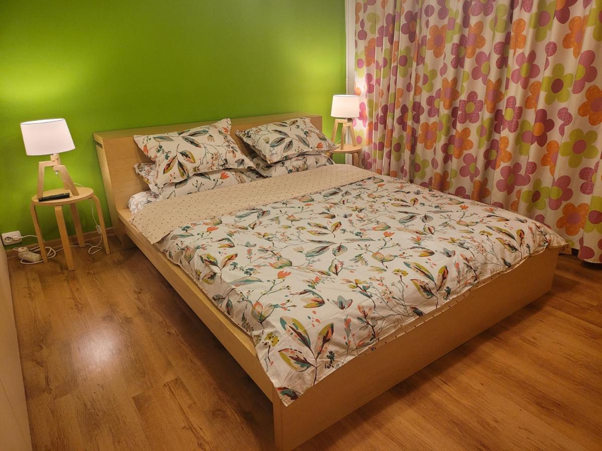 Family Friendly With Kids Room, Quiet And Peaceful Bucarest Exterior foto